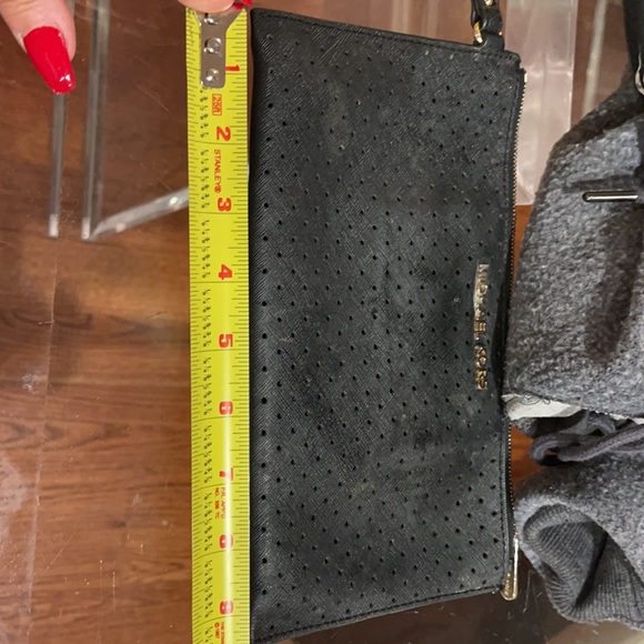 Michael’s Kors black gold hardware clutch - Picture 5 of 6